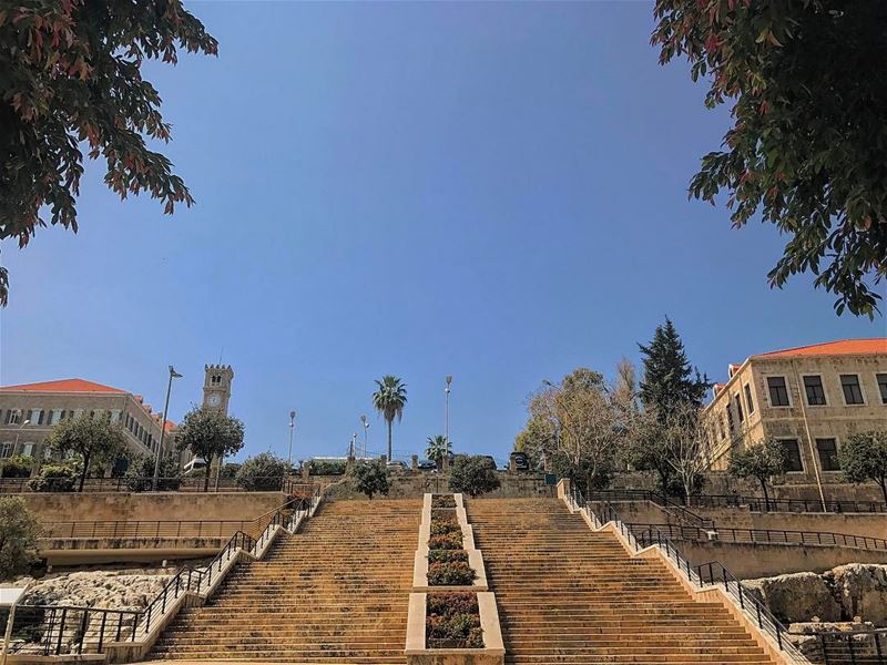 Summer's... (Grand Serail)
