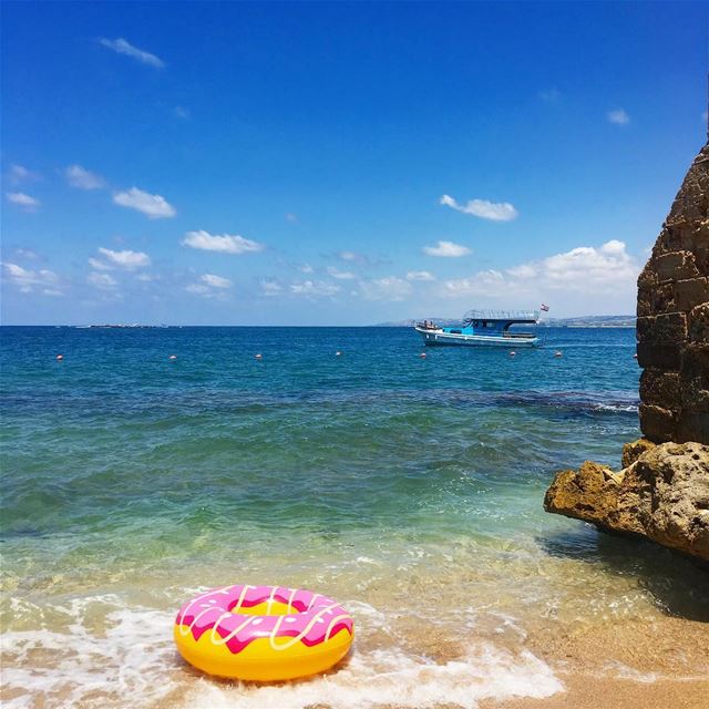 🚤🌊🍩  summer  tyre  sour ... (Dar Alma)