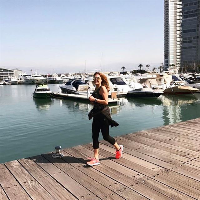 Summer vibes in Beirut 🏃🏽‍♀️☀️ jogging morningrun summervibes ... (Zaitunay Bay)
