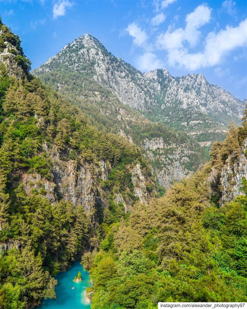 Summer Vibes 🏞️ - Chouwein valley, one of Lebanon's most breathtaking... (Chouwane Lake)