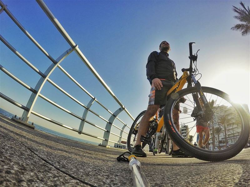  sunday  morning  7  sport  bike  biking  trinx  firstbike  back  beirut ... (Ain El Mreisse, Beyrouth, Lebanon)