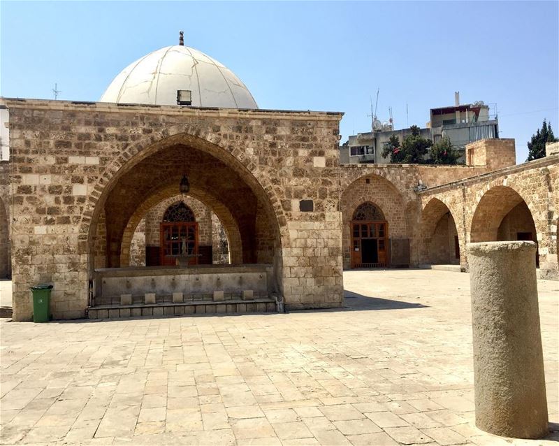 Sunny day☀️☀️☀️almost dehydrated😅 dried  fountain  almanansouri  mosquee ... (Tripoli, Lebanon)