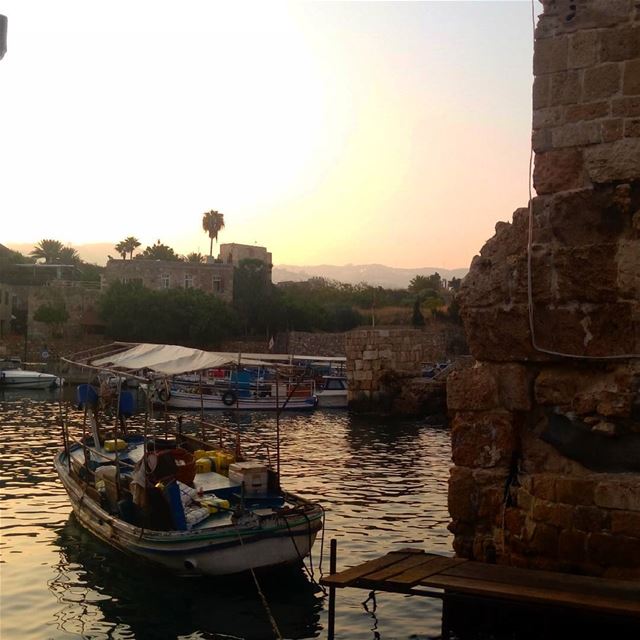 Sunrise in Byblos (Byblos-  Old Port)