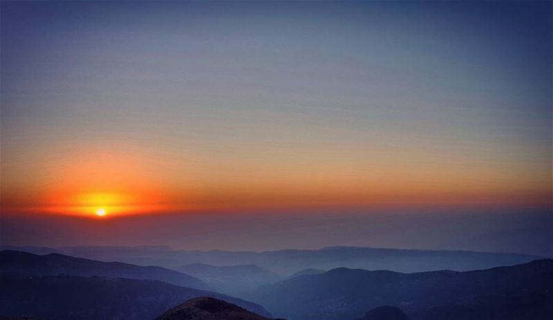  sunset  beforesunset  mountains  awesomeshots  beautifuldestination ... (Hadchît, Liban-Nord, Lebanon)