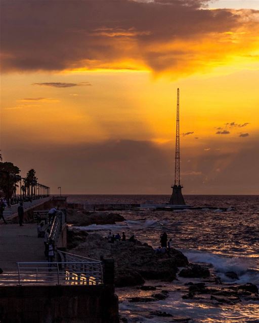 Sunset beirut waterfront sunshine nature landscape beautifullebanon... (Ain Mraise Beirut)