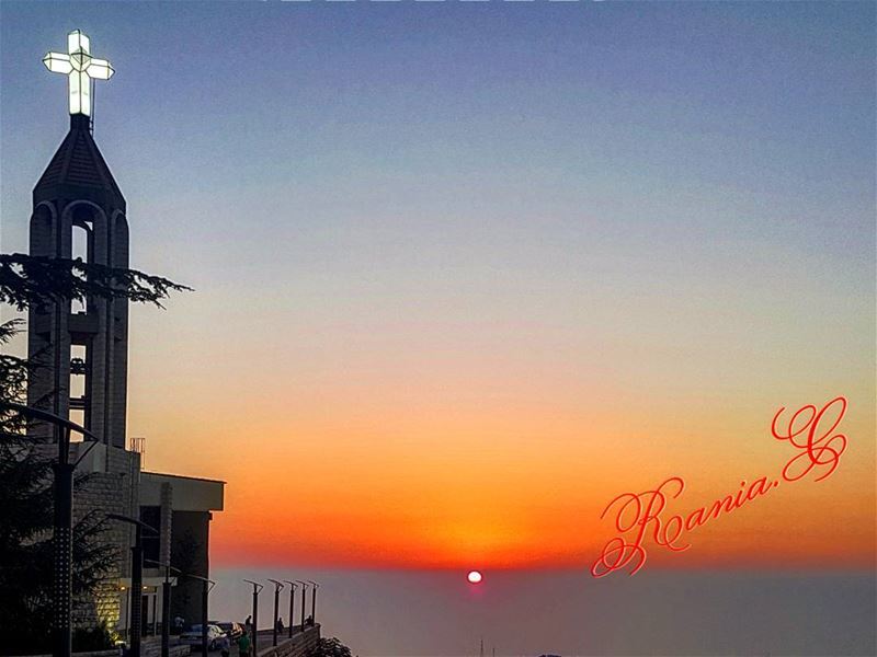  sunset  bessedplace  amazingview  wonderfulsunset  annaya  saintcharbel🙏 (مار شربل - عنايا)