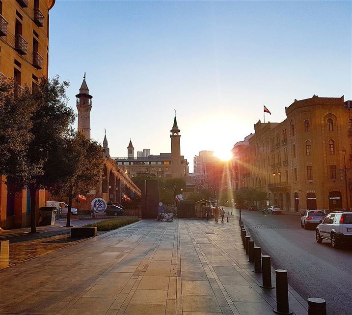 Sunset in beirut❤❤❤ sunrays  views  lifeisbeautiful  lifeisgood ...