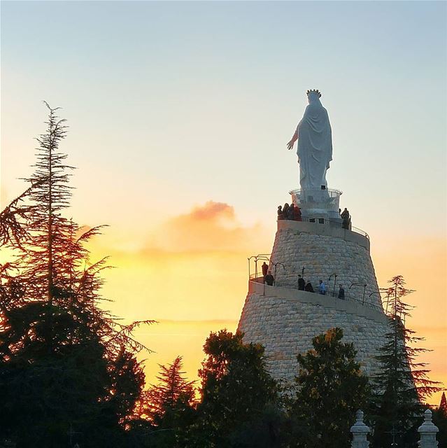 Sunset in Daroun-Harrisa 🙏 lebanon  nature  naturelovers  natureporn ... (Daroun Harissa)