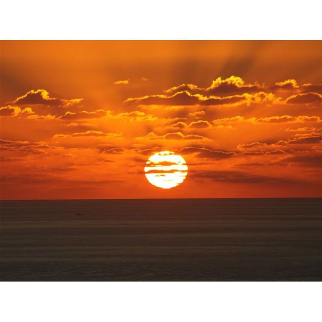  sunset 🌅 livelovelebanon  lebanon  sunset_ig  sunsets  sunsetbeauty ...