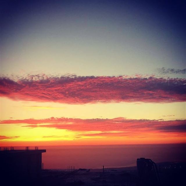 🌅  sunset  magical ...