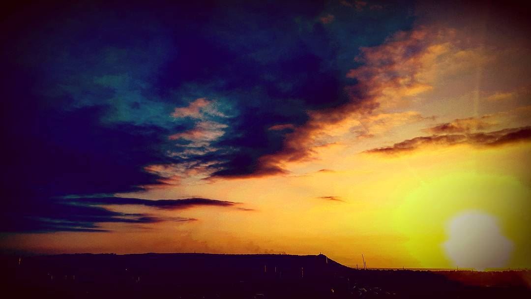  sunset  sun  clouds  cloudysky   beautifulsky  bluesky  blacksky ... (Mejdlaya-Zgharta)