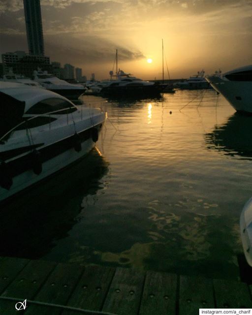  sunset  sun  sky  cloud  water  sea  reflection  harbor  boat ... (Beirut, Lebanon)