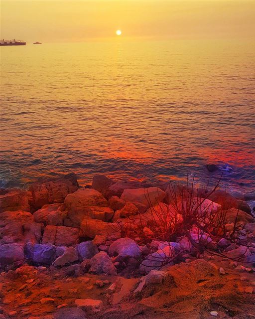  sunset  sun  sky  skylovers  sea  lebanon  beirut  livelovebeirut ... (Dbayeh, Mont-Liban, Lebanon)