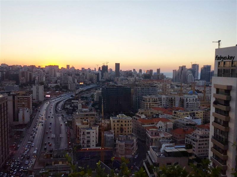  sunset sunsetlovers sunsetporn sol skylovers instagood beiruting... (Achrafie, Beyrouth, Lebanon)