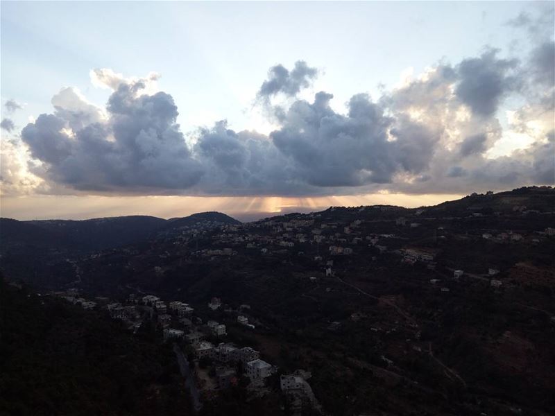 sunset  sunsetview  nature  naturebeauty  clouds  sky  spring  chouf ... (Baakline, Mont-Liban, Lebanon)