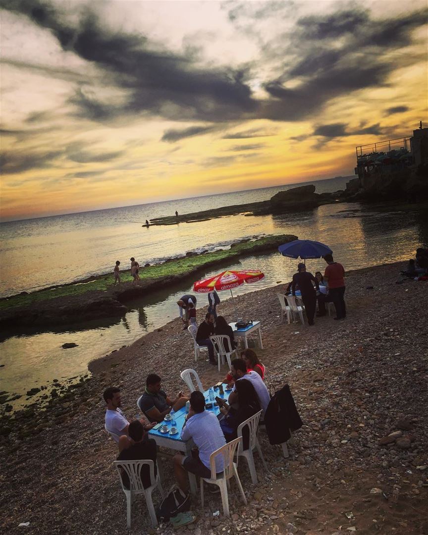 Sunset time 😍 lebanon  batroun  raysbatroun  bahsa  lebaneserestaurant ... (RAY's Batroun)