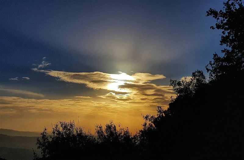 🕊Sunset Today 🕊😍.... sunset_pics  sunsetsniper  sunset_stream ... (Dahr El-Suwan, Mont-Liban, Lebanon)