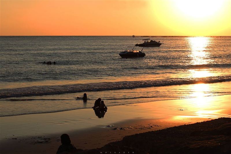 ▪Sunset  tyrecitypage  tyre  lebanon🇱🇧  lebanon  livelovejnoub ... (Tyre, Lebanon)