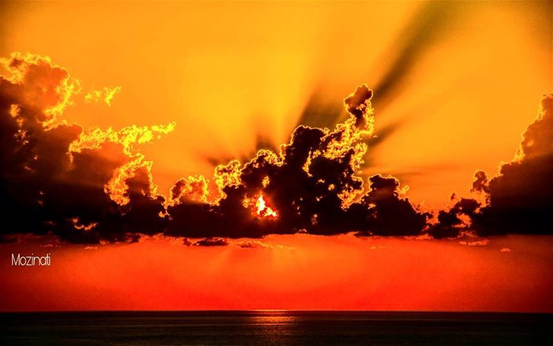  sunsets sunset_hub sunsetporn sundown sunsetlovers ig_sunsetshots... (Khaldah, Mont-Liban, Lebanon)