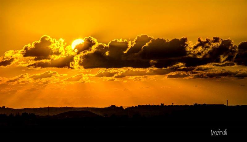  sunsets super_lebanon sunset_hub sunsetlovers sunsetporn clouds cloudy... (Hoûmîne El Faouqa, Al Janub, Lebanon)