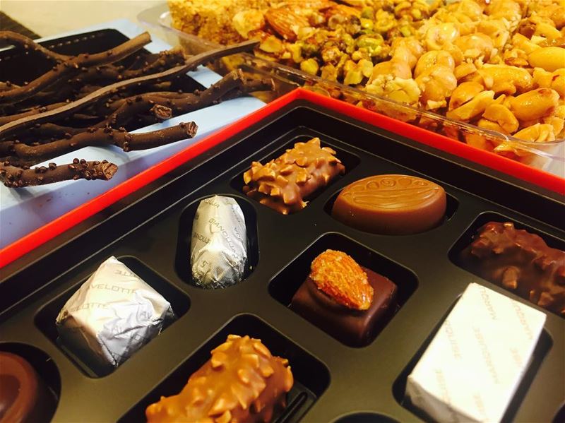  sweet morning foodphotography dark chocolate darkchocolate swisschocolate... (El Saifi, Beyrouth, Lebanon)