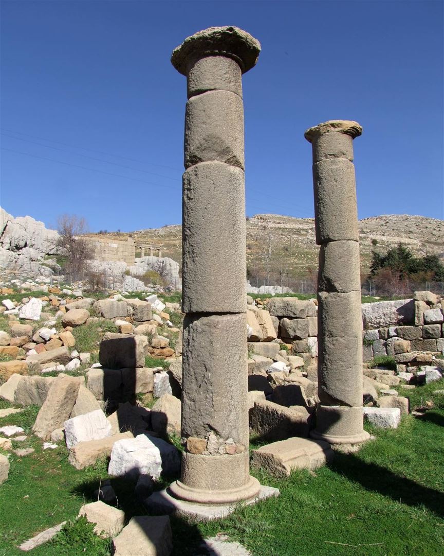 Sítio arqueológico de Faqra-Kfardebian, onde aconteceu neste ultimo fim de... (Faqra Ruins)