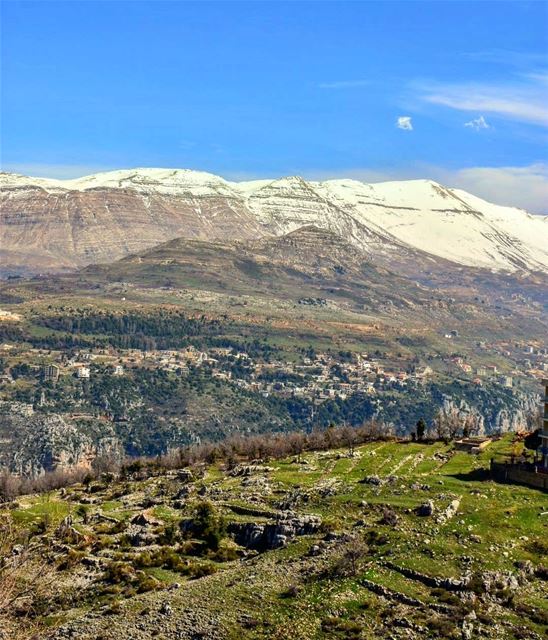 Take a deep breath, and just enjoy your life. lebanoninapicture ... (Hadeth El Joubbe, Liban-Nord, Lebanon)
