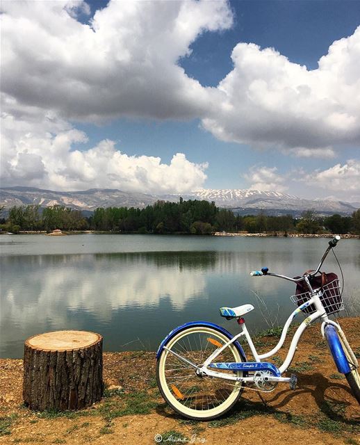 take a deep breath & enjoy the view ... 🚲 love  bike  ride  taanayel ... (Taanayel Lake)