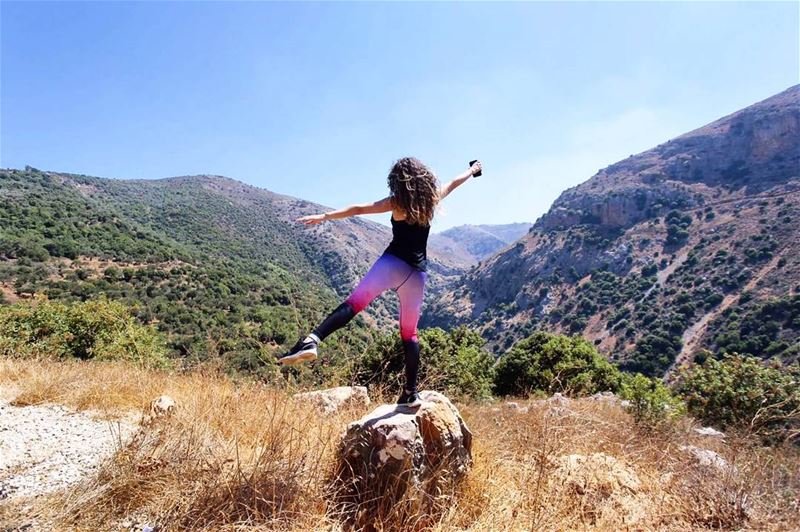 Take Me Back.@judy_lamaa 📸 Lebanon  livelovenabatiyeh  livelovejnoub ... (Deir Mimas)