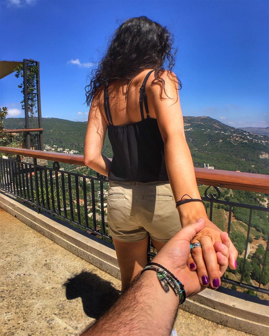 Take my hand & follow me ♥️  followpeterwenmaken 🔥 @livelove.jezzine ..... (Lebanon)
