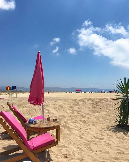 Tan Day 😎💖⛱.. beach summer vacation lebanon mylebanon  lebanontraveler ... (Tyre, Lebanon)