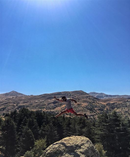 🏃🏻 ... (Tannourine Cedars Nature Reserve)