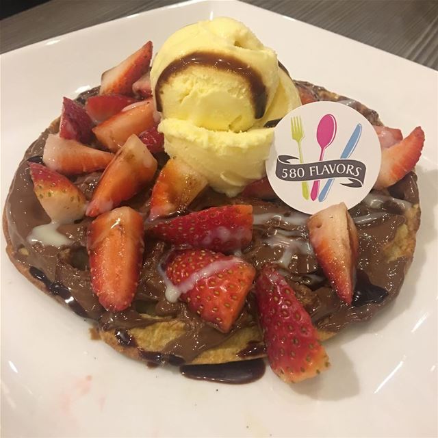 Tasty chocolate waffles and icecream 😍😍 the best 😍😍 @addiction_df_rc ... (Addiction Resto Cafe)