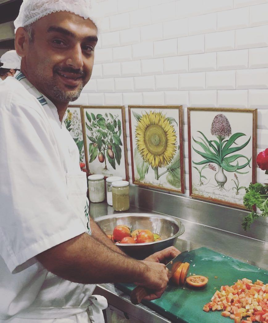 Tawlet Saida sent Chef Hamza to Tawlet Beirut this morning ... let's enjoy...