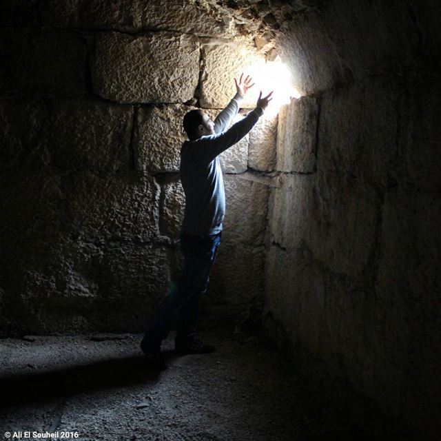  tb  beaufort  castle  light  window  shiny  hope  magic ... (Beaufort Castle, Lebanon)