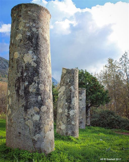  tb  besri  chouf  temple  nature   lebanon_hdr  ig_lebanon  instalebanon ... (Besri, Chouf)