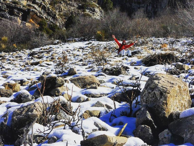  tb hiking hike viaferrata hikers hikingsports hikingadventure climb... (Akoura, Mont-Liban, Lebanon)