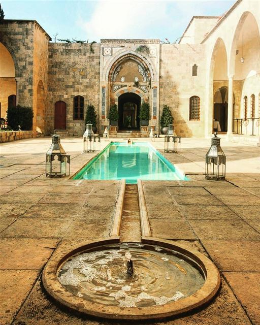 🎠 tb  summertrip  miraminpalace  summertime  oldarchitecture  oldpalace ... (Mir Amin Palace Hotel)