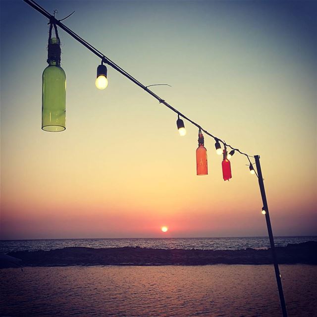  tb  thursday  shekka  soukelakel  bottles  brokenbottles  sunset sea ... (Chekka Al Herry)