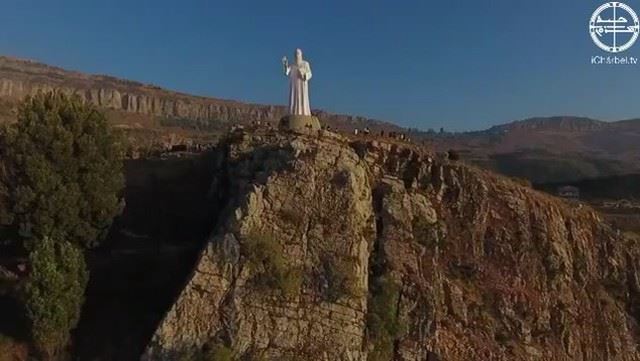 Terminamos a semana pedindo a benção e a proteção de São Charbel com essas... (Hammana)