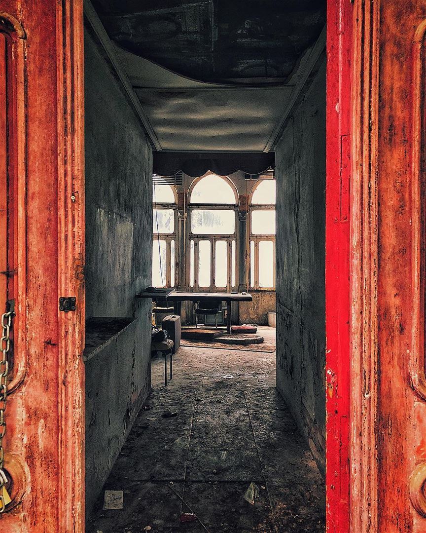 Tfadalo 3al Salon! beirut  lebanon abandoned  abandonedplaces........ (Mount Lebanon Governorate)