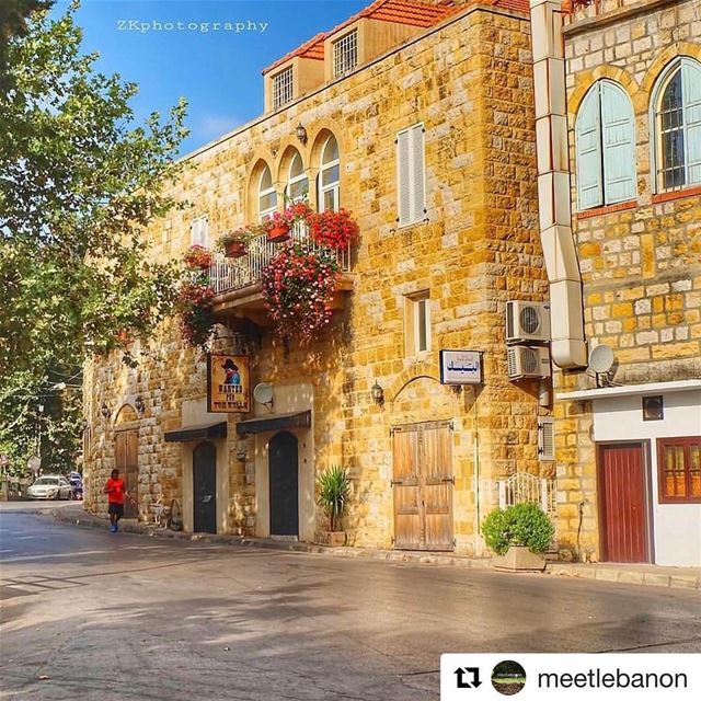 Thank you so much for the lovely feature and Repost @meetlebanon 🙌🏼😊✨・・