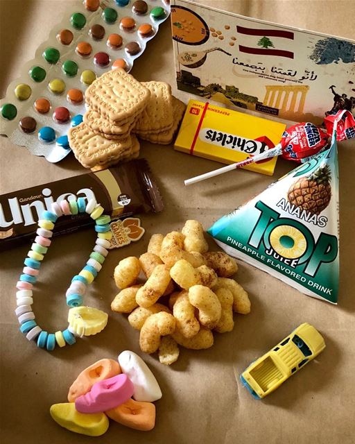 Thank you so much @semsom for the thoughtful bag of retro goodies every... (Semsom)