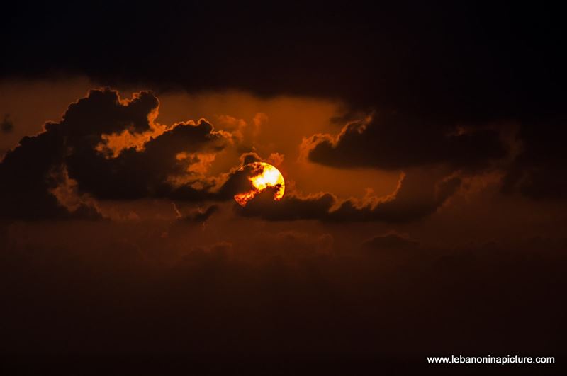 That end of spring sunset... it look like autumn no? :)  (Safra, Lebanon)