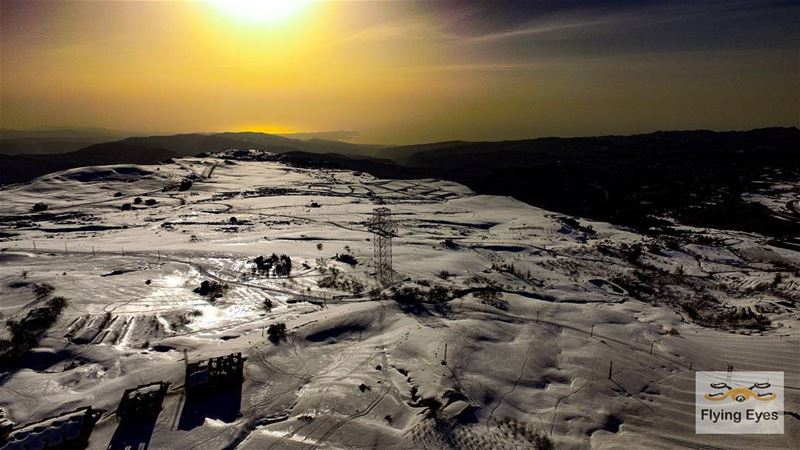 That lovely white cold cover getting closer and closer ⛷🏂🌨☃️|🔴⚪⚪🌲⚪⚪🔴| (Salib Bekish)