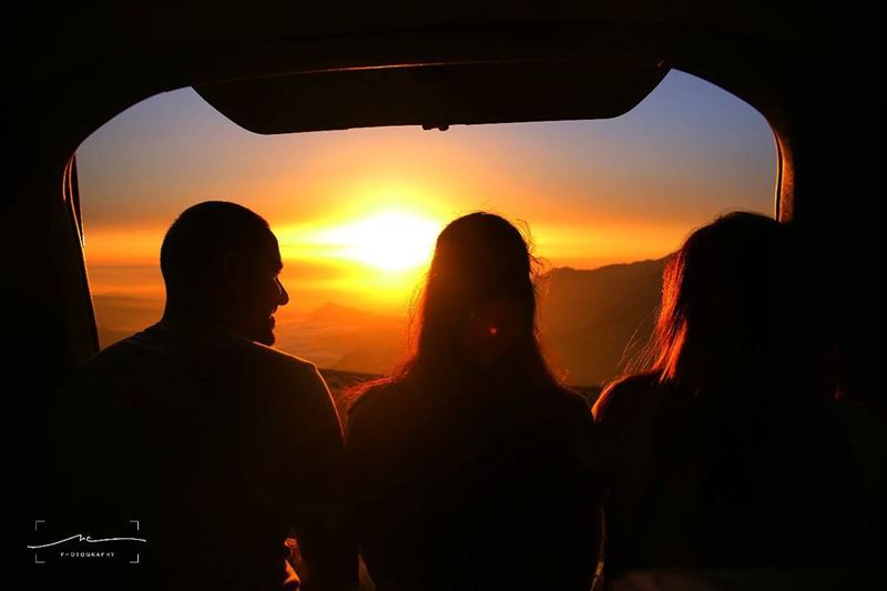 That's how you start your week end 😍 Where are you guys heading ? (Bcharre El Arez بشري الأرز)