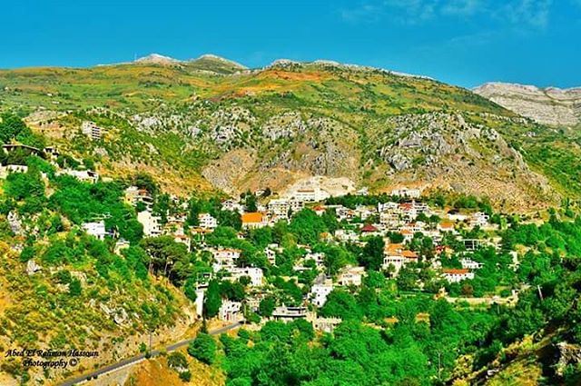 The beautiful Tannourine 😍 | Join me on Facebook for more pictures ╰▶... (Tannourine)