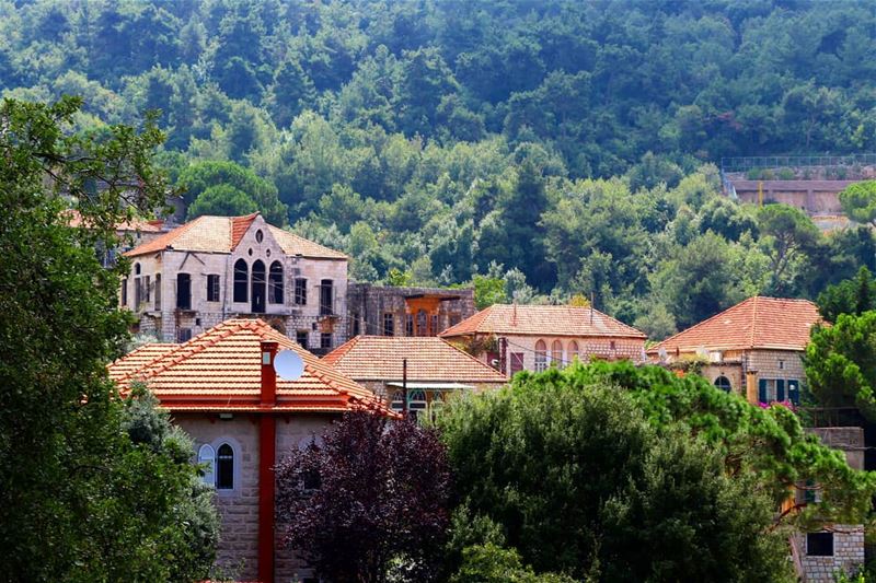 The beauty of Beit Chabeb 😍 (Beït Chabâb, Mont-Liban, Lebanon)