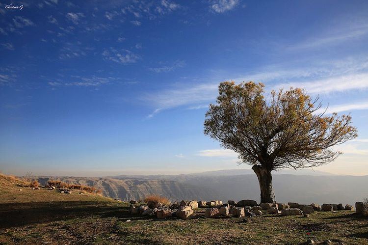 The beauty of silence 🍃 a7labaladbil3alam  photo  love  photography ... (El Laklouk, Mont-Liban, Lebanon)