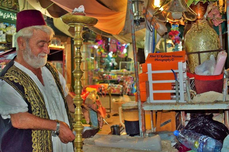 The best Jallab you'll ever taste is made by this man: El Amoudi-العامودي" (Tripoli, Lebanon)